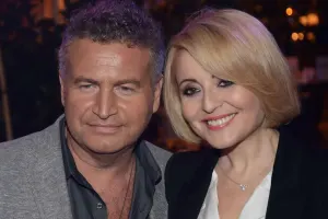 Aqutin Rusiyanı tərk etdi