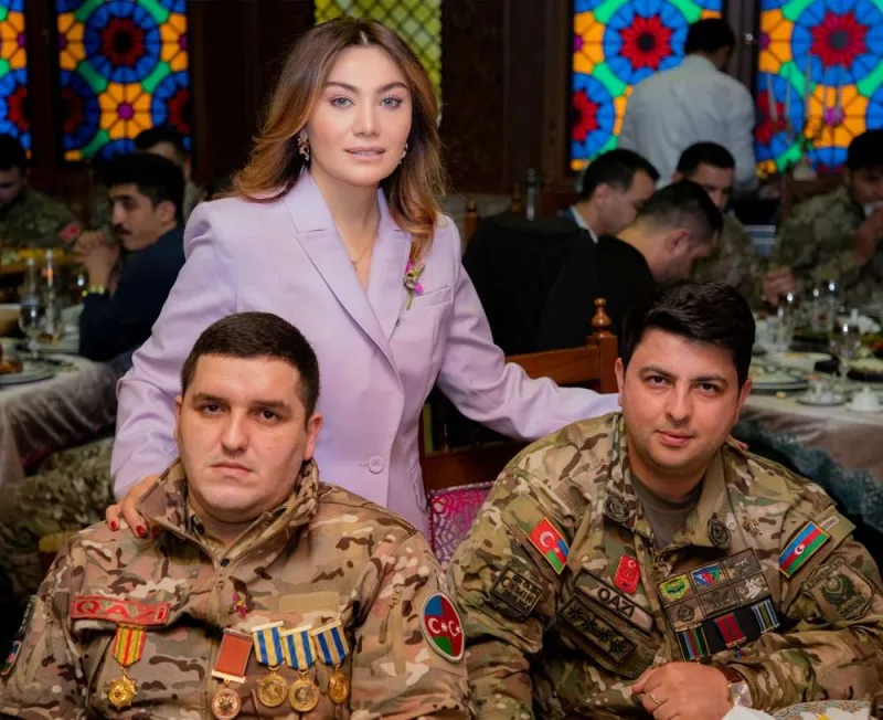 Ruhi Əliyeva qazilərlə görüşdü