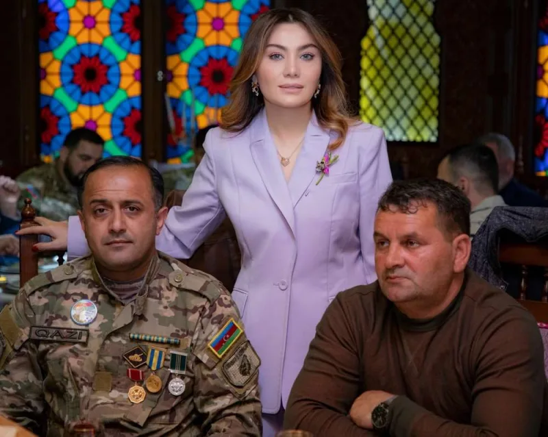 Ruhi Əliyeva qazilərlə görüşdü