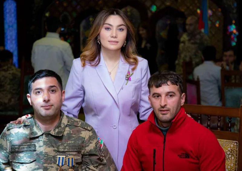 Ruhi Əliyeva qazilərlə görüşdü