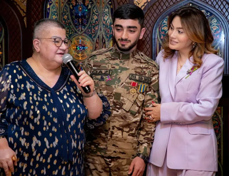 Ruhi Əliyeva qazilərlə görüşdü