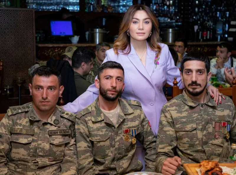 Ruhi Əliyeva qazilərlə görüşdü