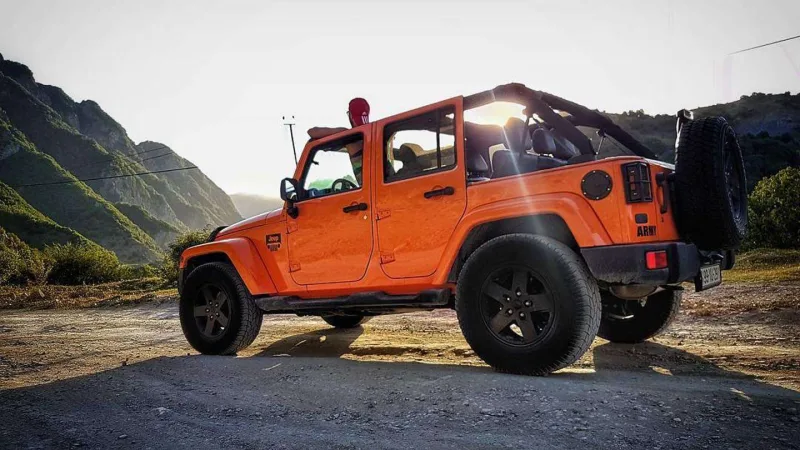 Çingiz “jeep”ini satır