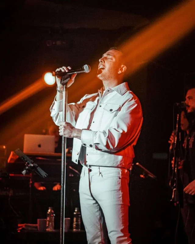 Oğuzhan Koç Bakıda konsert verəcək