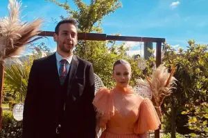 Gənc aktrisa nişanlandı