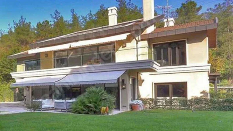 Ajda villasını satmaqdan vaz keçdi