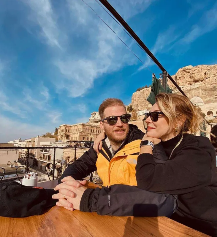 Ege Kökenli evləndi