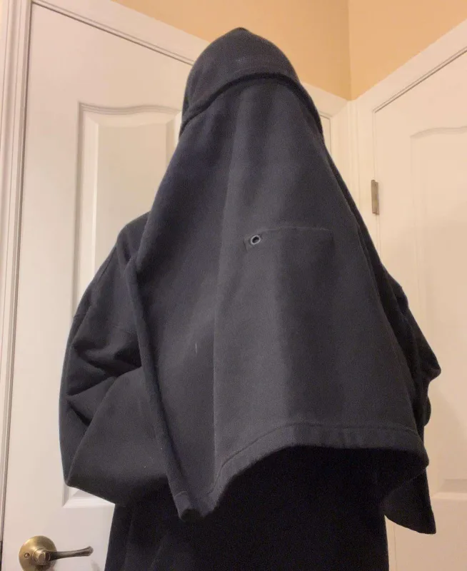 Məşhur brendin kapüşonları müzakirə yaratdı