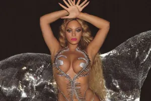 Beyonsdan yeni albomu üçün fotolar