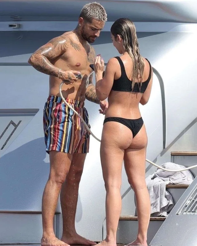 Maluma sevgilisi ilə