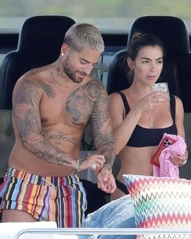 Maluma sevgilisi ilə