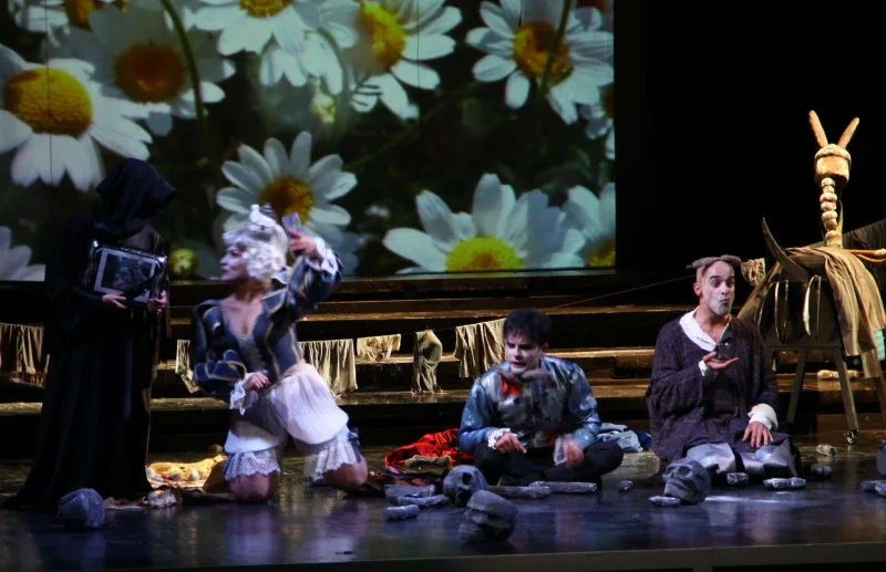 “Psix” tamaşasına giriş qiymətləri müzakirə yaratdı