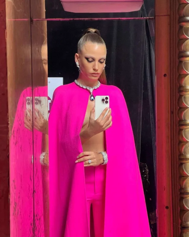 Serenaydan güzgü pozaları