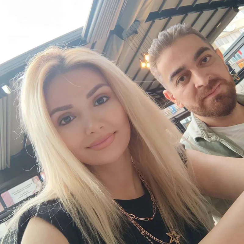 Elvinin donoru bacısıdır