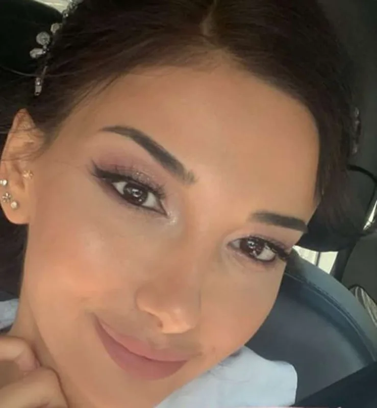 Futbolçu sevgilisi ilə nişanı oldu