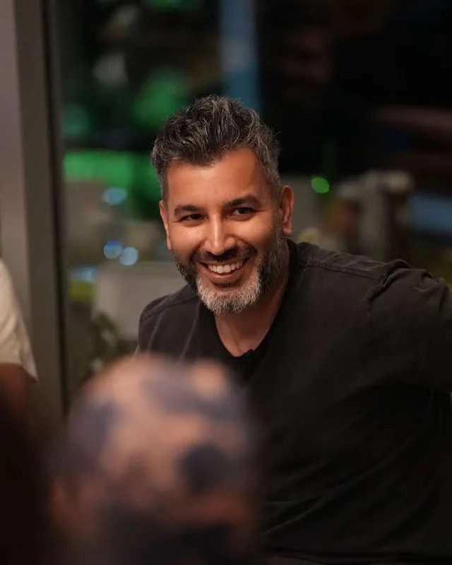 Zeynepin yeni ayrıldığı əri ilə sevgilidir