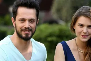 Aslı Muratın mahnısı ilə əyləndi