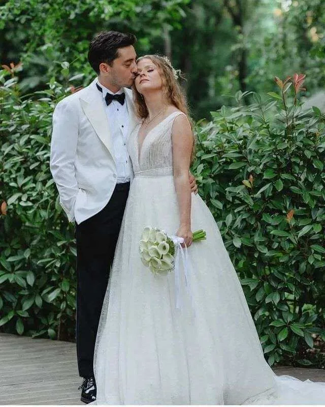 Türk aktrisa ərə getdi