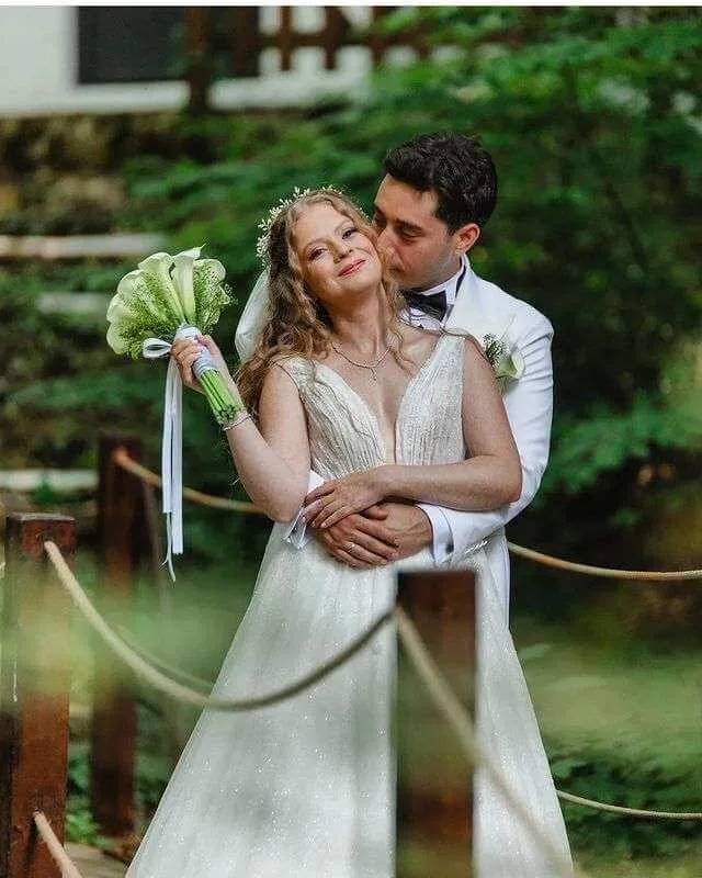 Türk aktrisa ərə getdi