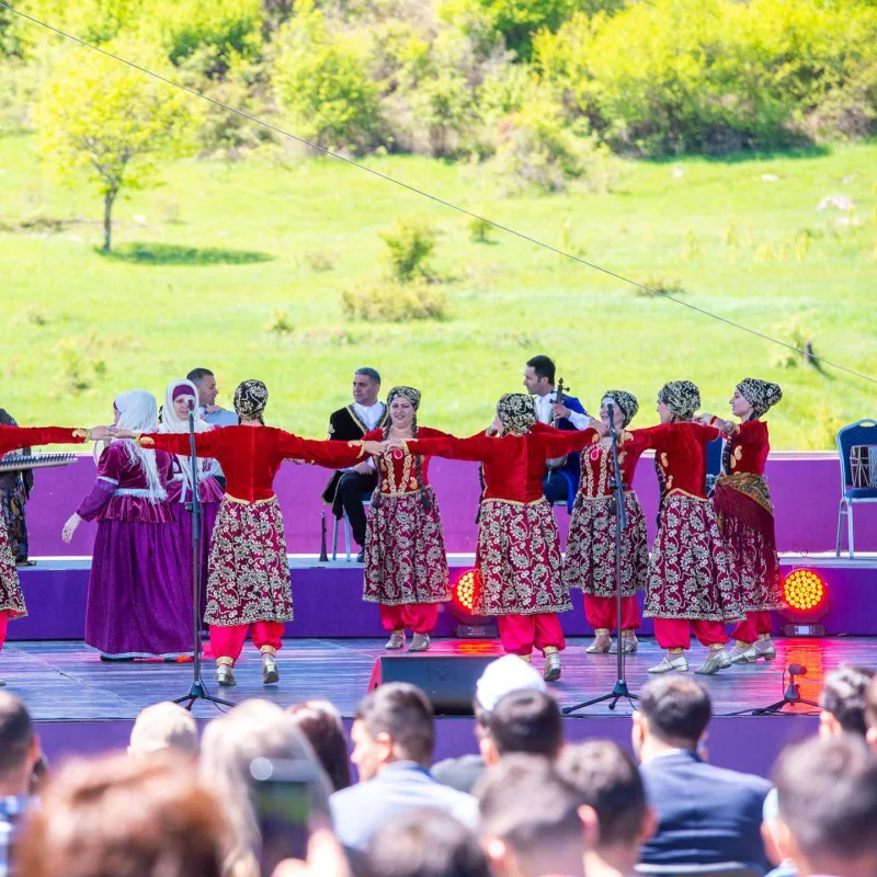 “Xarıbülbül” festivalı başa çatdı