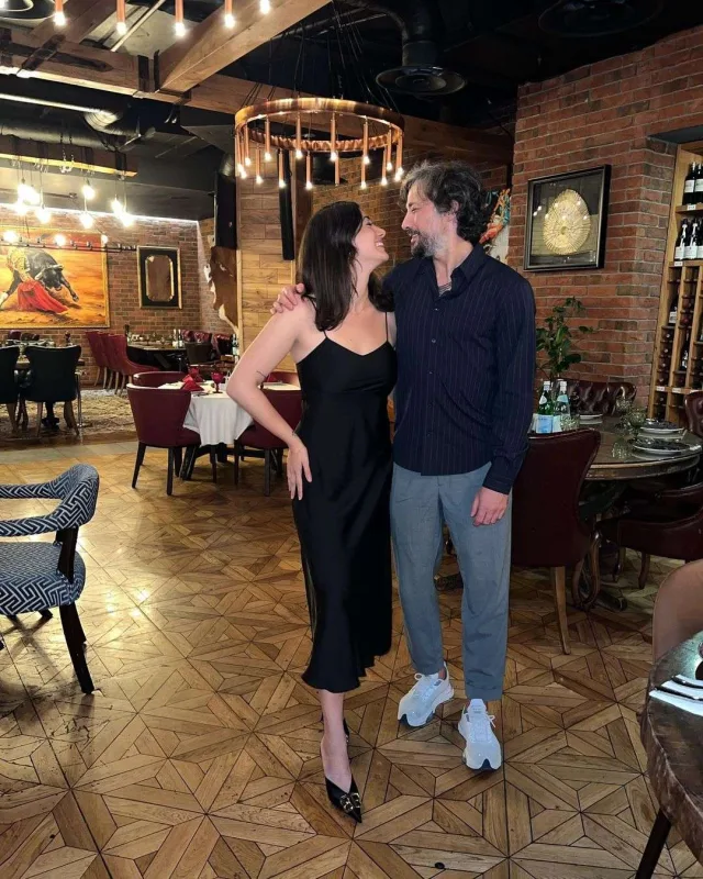 İlhan Mansız azərbaycanlı sevgilisi ilə görüntüləndi