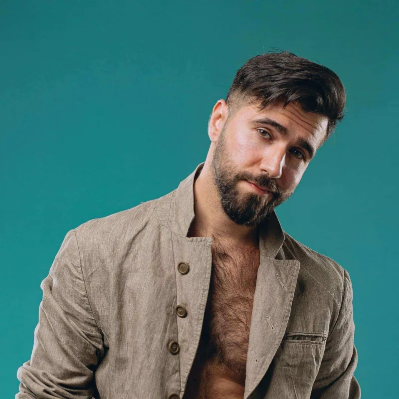 “Yeni mahnı, klip, konsertlər” – Çingiz səhnəyə qayıdır