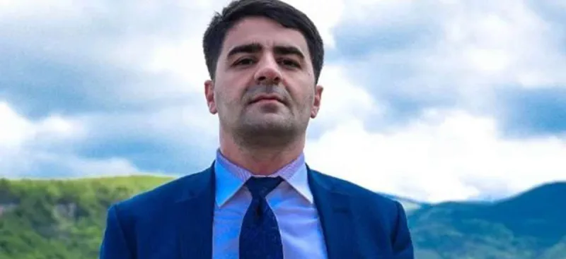 TikTok-da özü ilə yarışdı