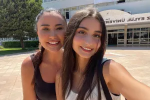 Leylanın qızı Türkiyədə tibb oxuyacaq