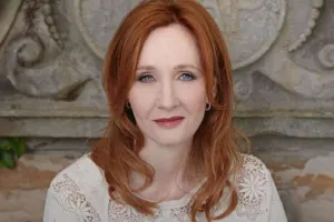 Məşhur yazardan Azərbaycana dəstək