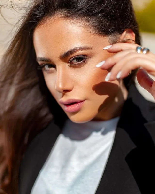 Samirə Hollandiyaya getməyə hazırlaşır