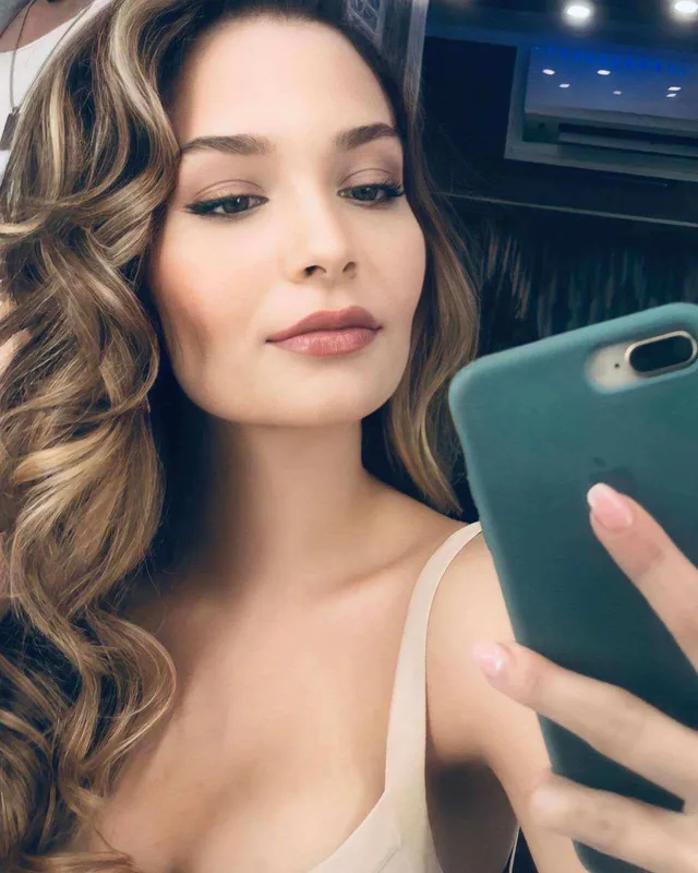 Rızayla Selin evlənir