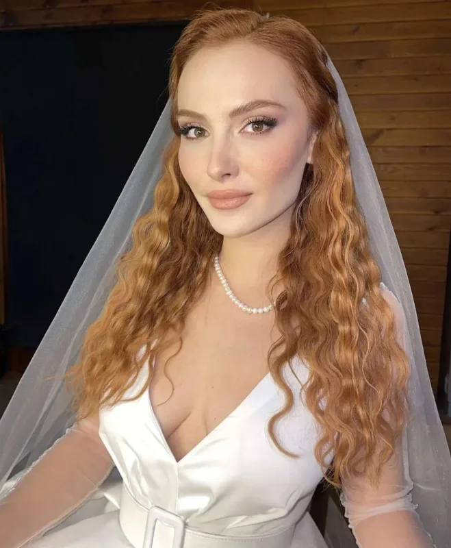 “Sen çal kapımı”nın aktyorları evləndi