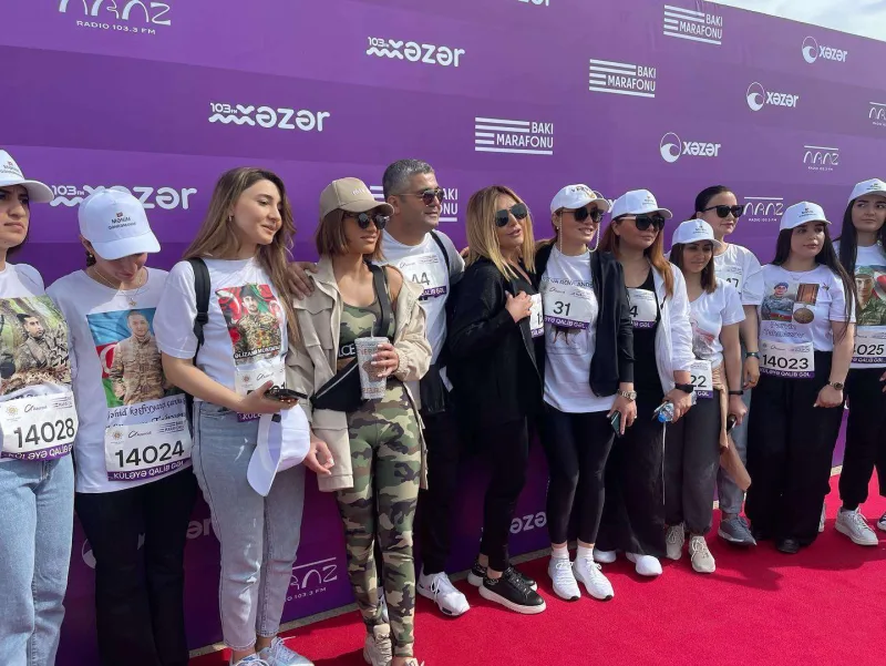 Röyanın “Versace” fincanı diqqət mərkəzində