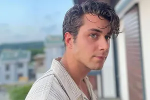 Gənc aktyorun milyonluq işbirliyi