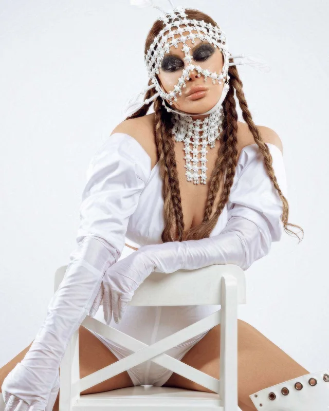 Aygün fotoları ilə diqqət çəkdi