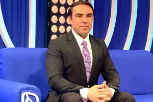 İlkin Əhmədov yeni aldığı maşınını vurub