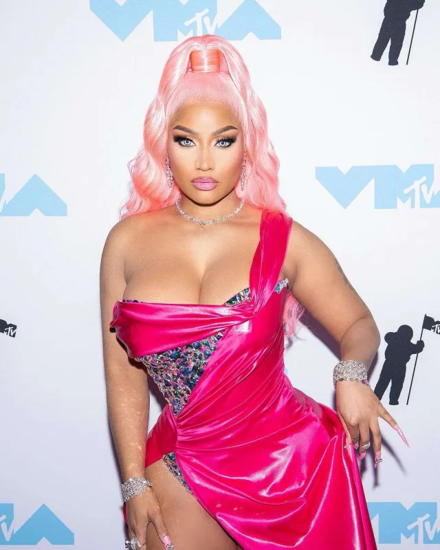 Niki Minaj haqqında dərs tədris ediləcək