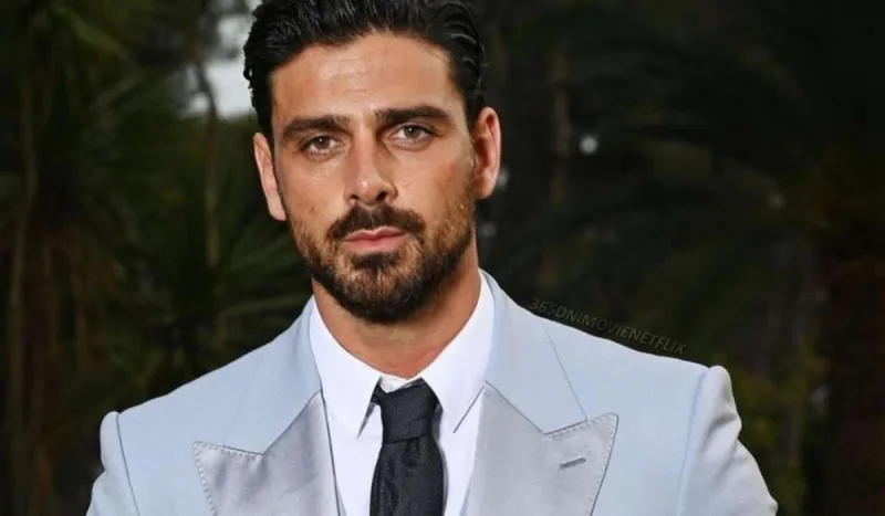 Mikelle Türkiyədə 30 min hesab ödədi