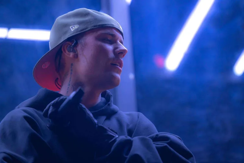 Ariana Qrande Castini geridə qoydu