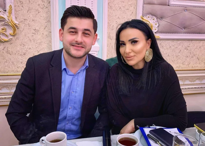 Yaşara rəy yazan istifadəçini təhqir etdi