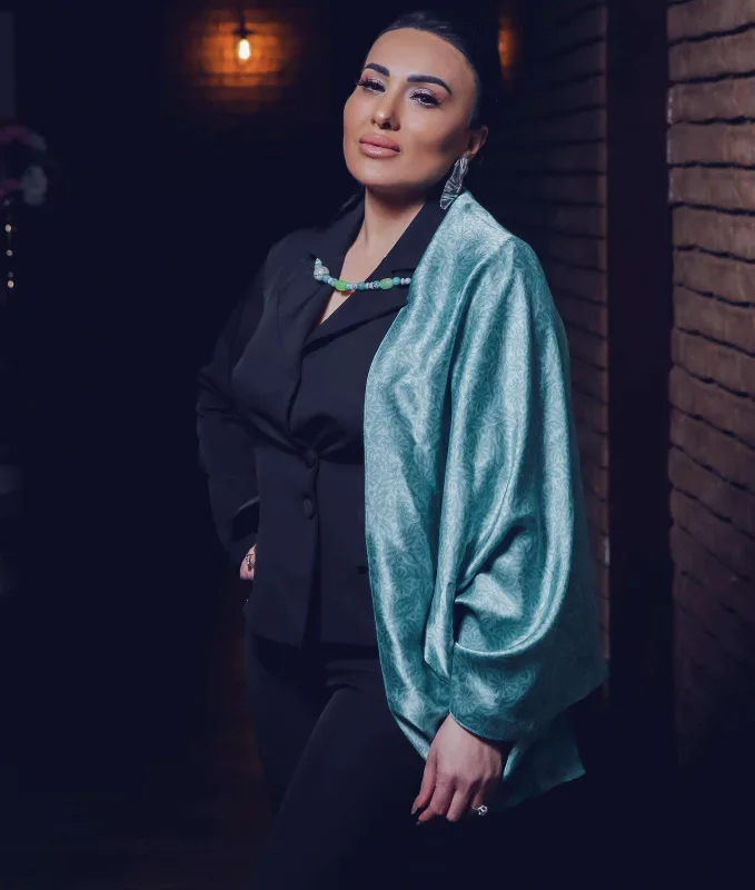 Yaşara rəy yazan istifadəçini təhqir etdi