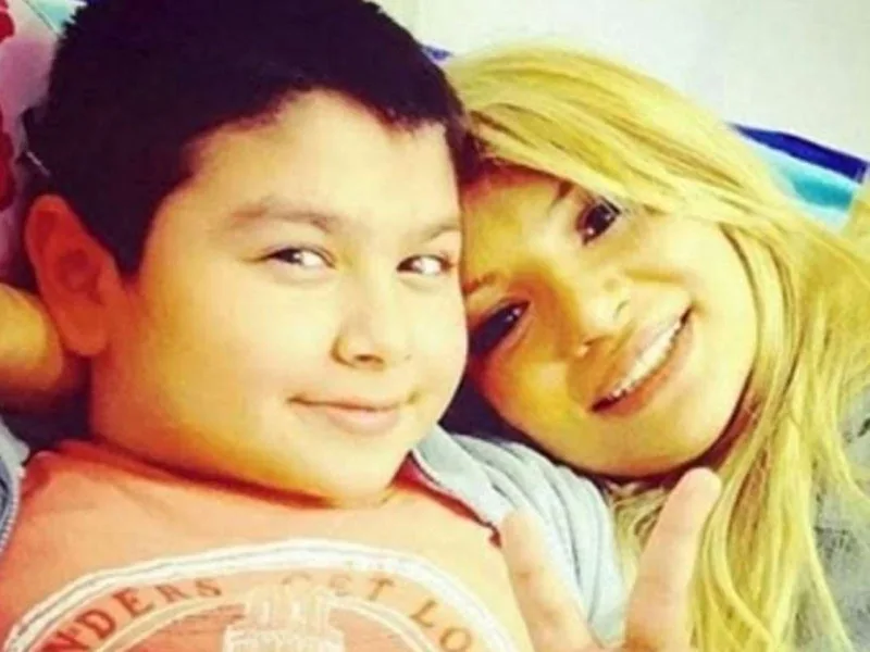 Afaq vəfat edən oğlunu paylaşdı