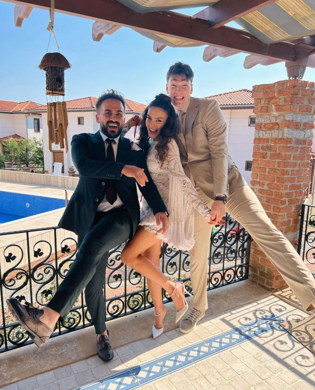 Ebru Şahin nişanlandı