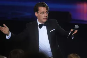 Rusiyaya qayıdarsa, həbs oluna bilər