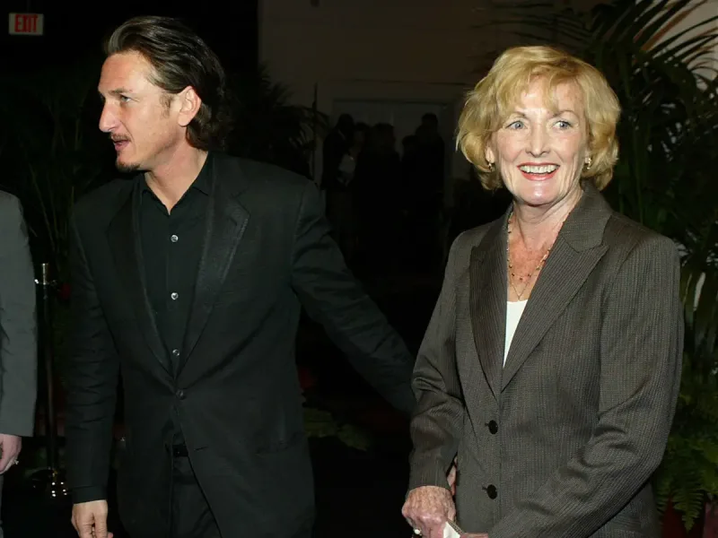 “Dünən anamızı itirdik”