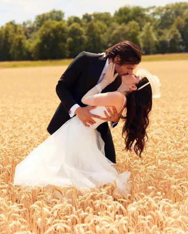 Yayın ən dəbli gəlini Özge oldu