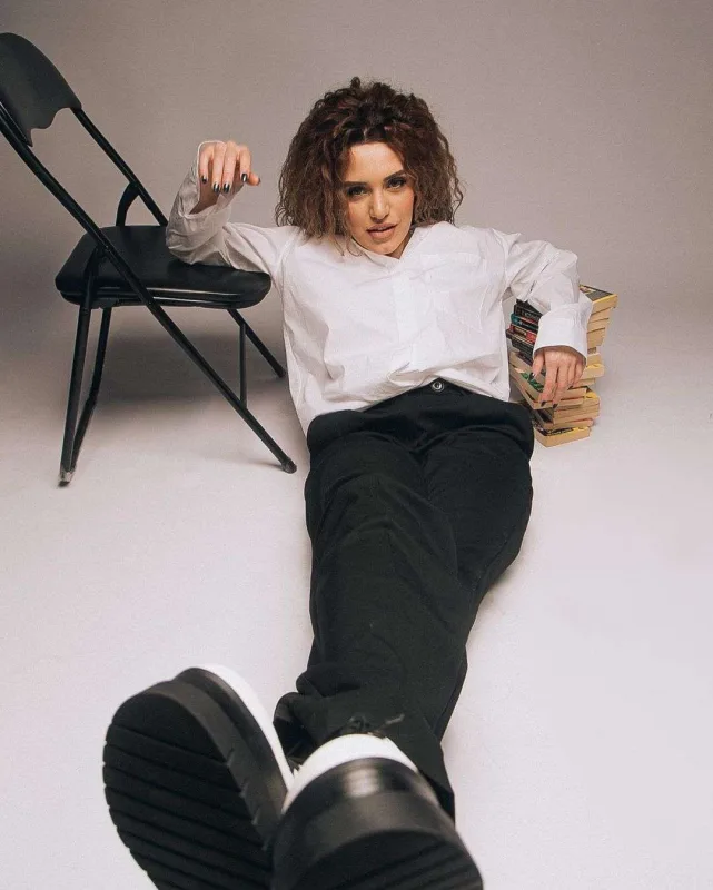 “Uşaq kimi səhvlər edənəm”