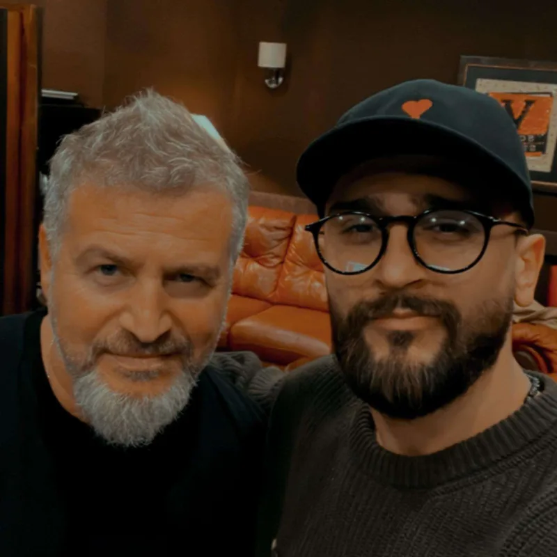 Aqutinlə Coni işbirliyinə başladı