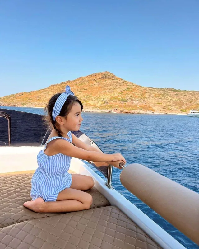 Safura ailəsi ilə... - Fotolar