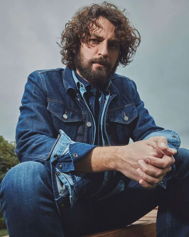 Benjamin Battonun türk versiyası çəkilir